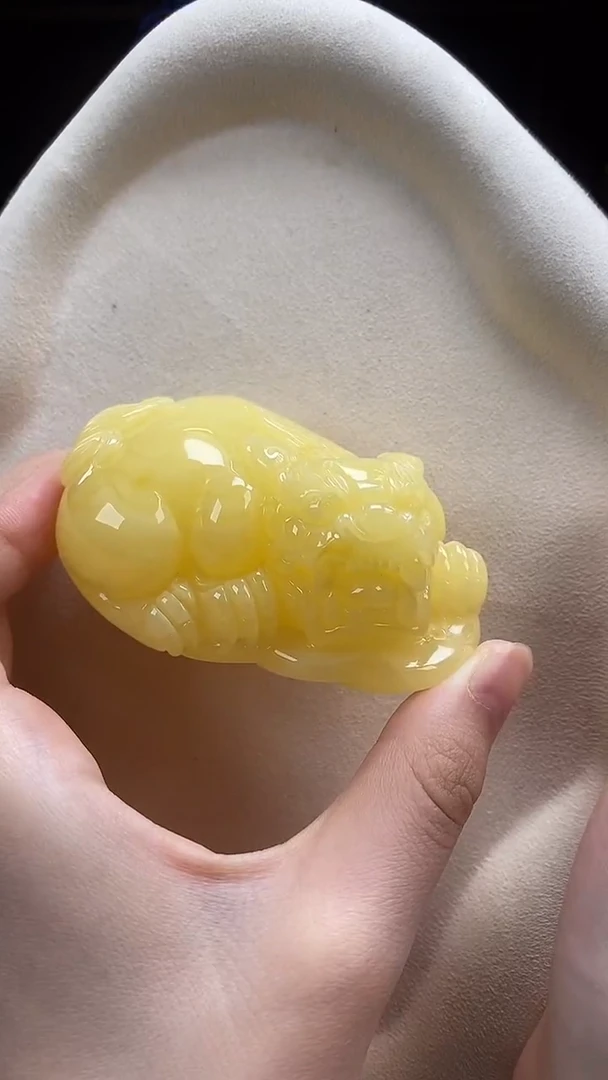 琥珀颈饰未镶嵌吊坠