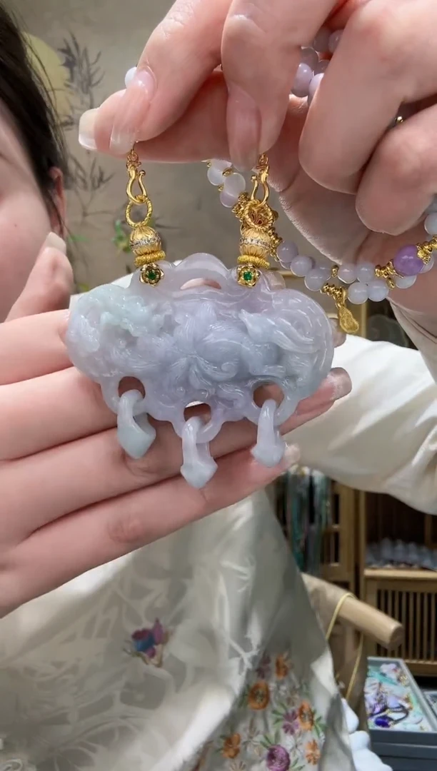 【闪购商品】翡翠颈饰未镶嵌吊坠