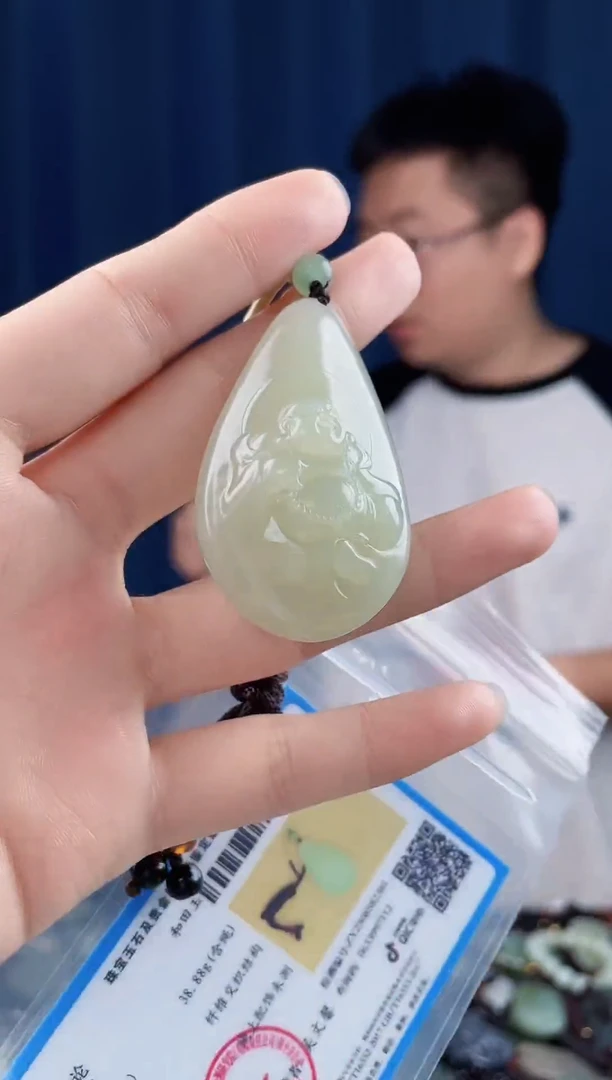 未镶嵌和田玉挂件拍一发一，多样性发货