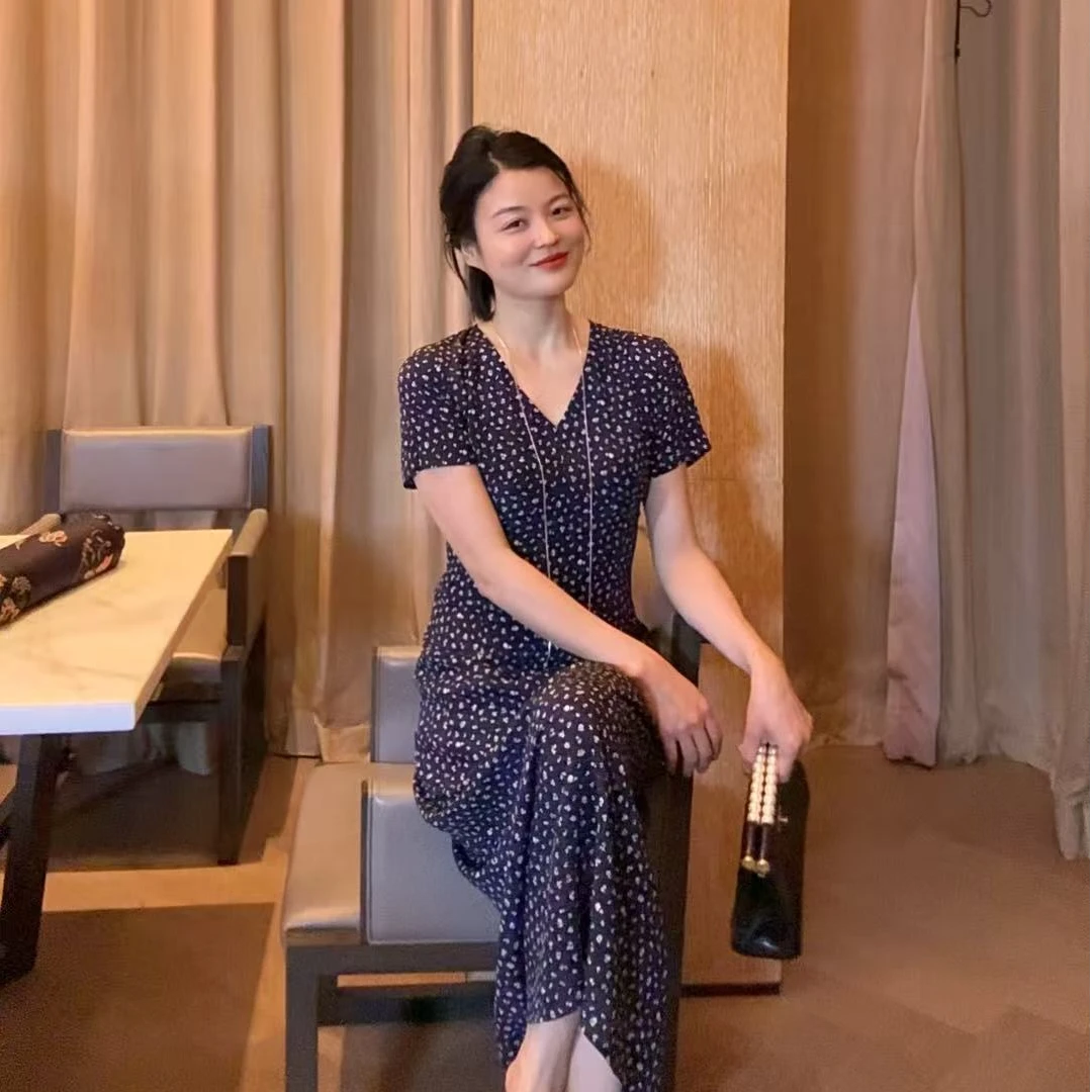 TANTAN  真丝 气质蓝碎花V领连衣裙2162