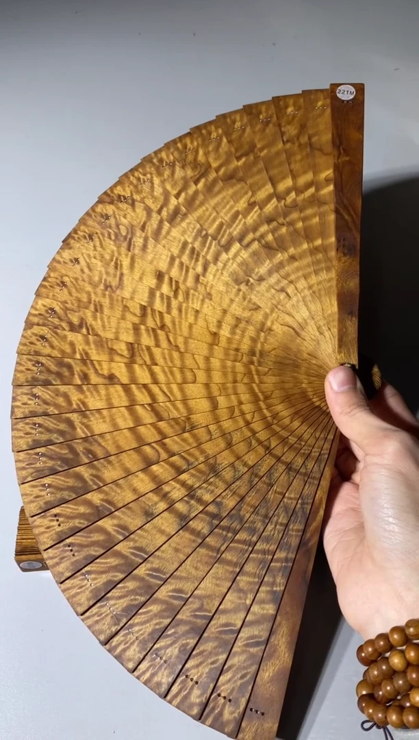 【闪购商品】金丝楠221号21cm金丝楠木小叶桢楠扇子