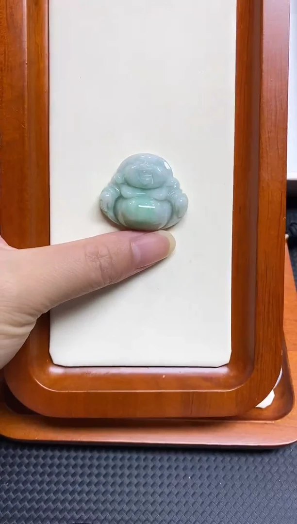 翡翠未镶嵌颈饰天然缅甸A货翡翠329