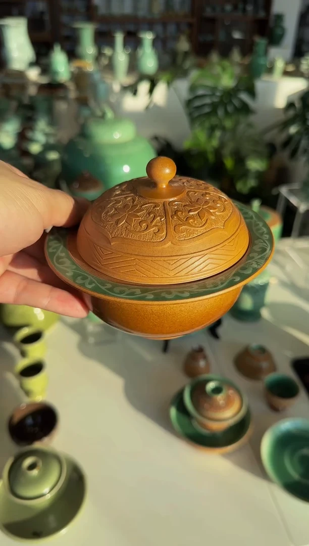 全手吴国峰烟灰缸