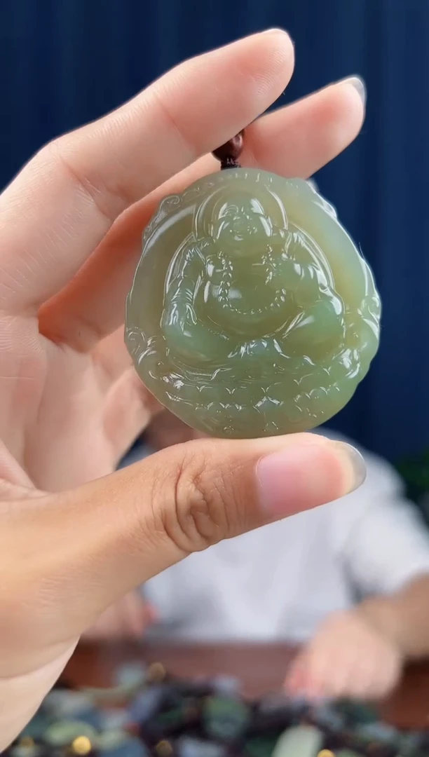 颈饰未镶嵌和田玉拍一发一，多样性发货