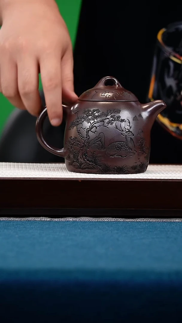 壶型 秦权泥料 紫袍玉砂刻绘一鹿有你