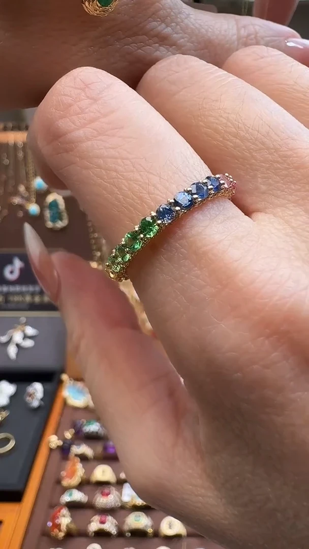 戒指蓝宝石18K金镶嵌18K金多彩宝石戒指