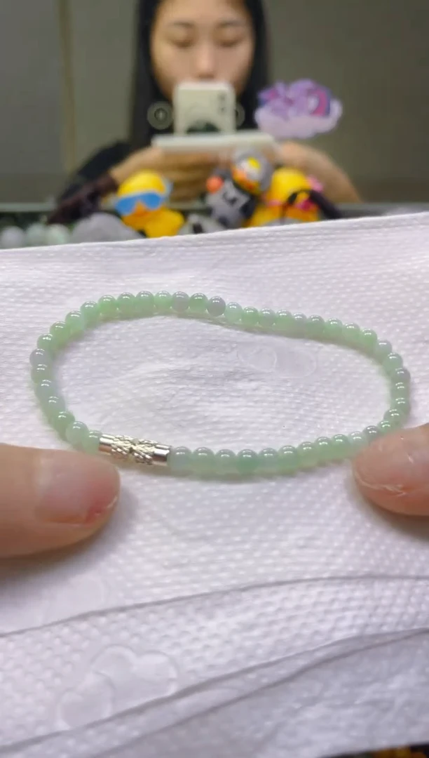 翡翠未镶嵌颈饰3MM/J/翡翠A货，一件也是批发价