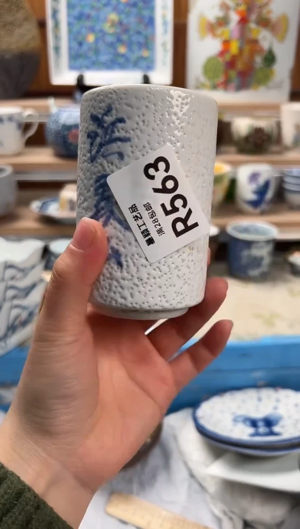 瓷片朵****乐563  R满28包邮 不满找客服延迟发货