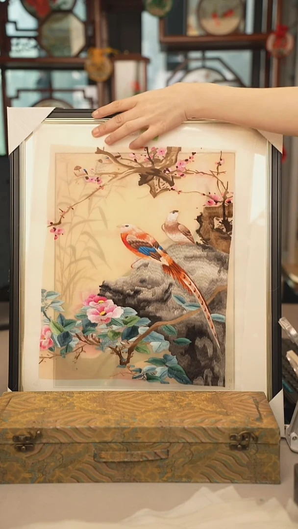 扇子苏绣绣片 30乘40