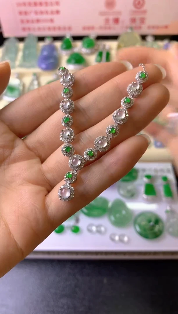 吊坠(赠链)银S925镶嵌翡翠C*姐吊坠