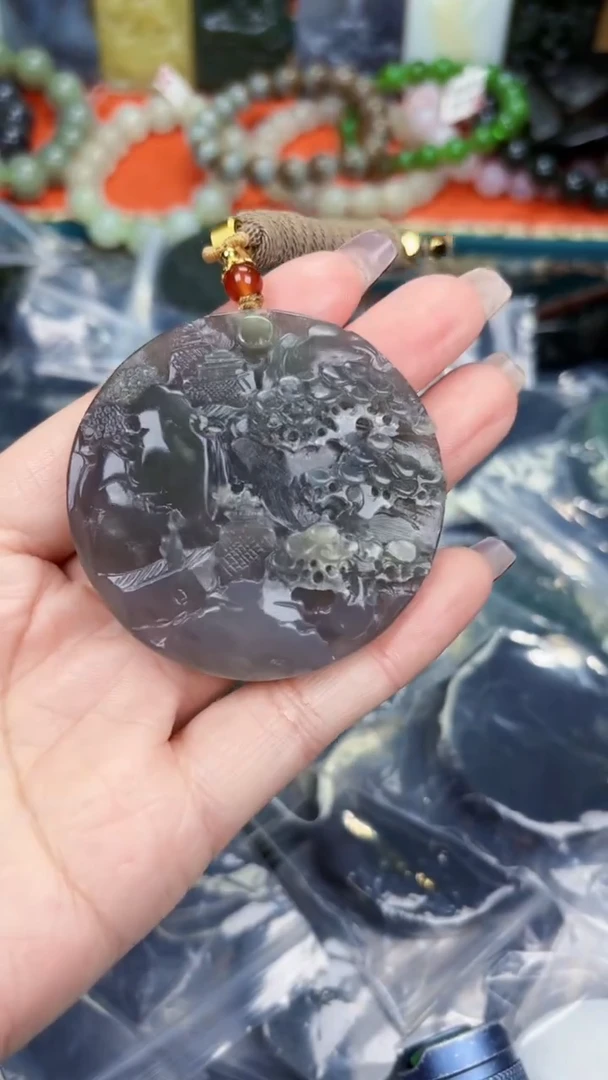 颈饰未镶嵌和田玉和田玉