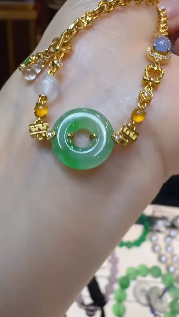 18K金镶嵌手链翡翠多样性团购发一件