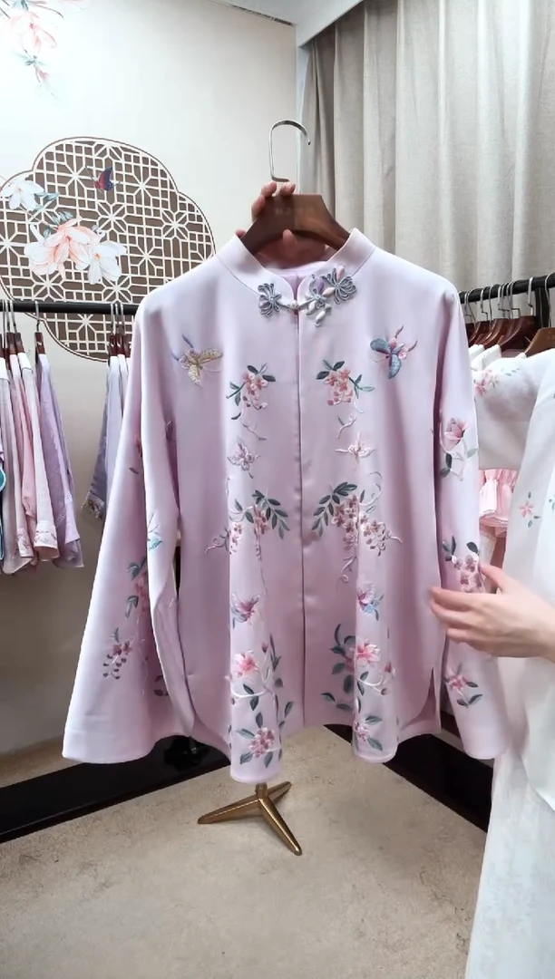 紫色太太服 禧娴苏绣新中式非遗服饰