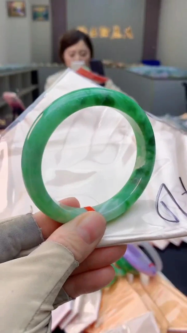 未镶嵌手镯翡翠0685223809