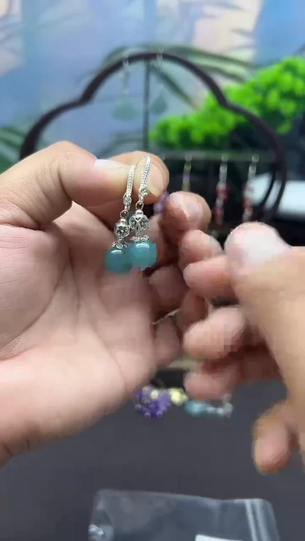 未镶嵌石英质玉（天山翠）耳饰008