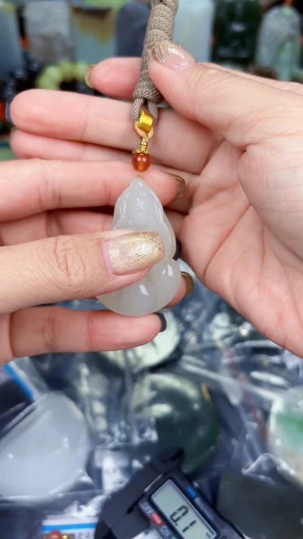 颈饰未镶嵌和田玉和田玉