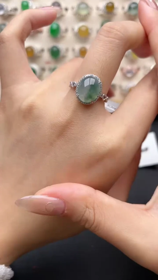 【闪购商品】翡翠戒指银S925镶嵌一物一证一礼盒