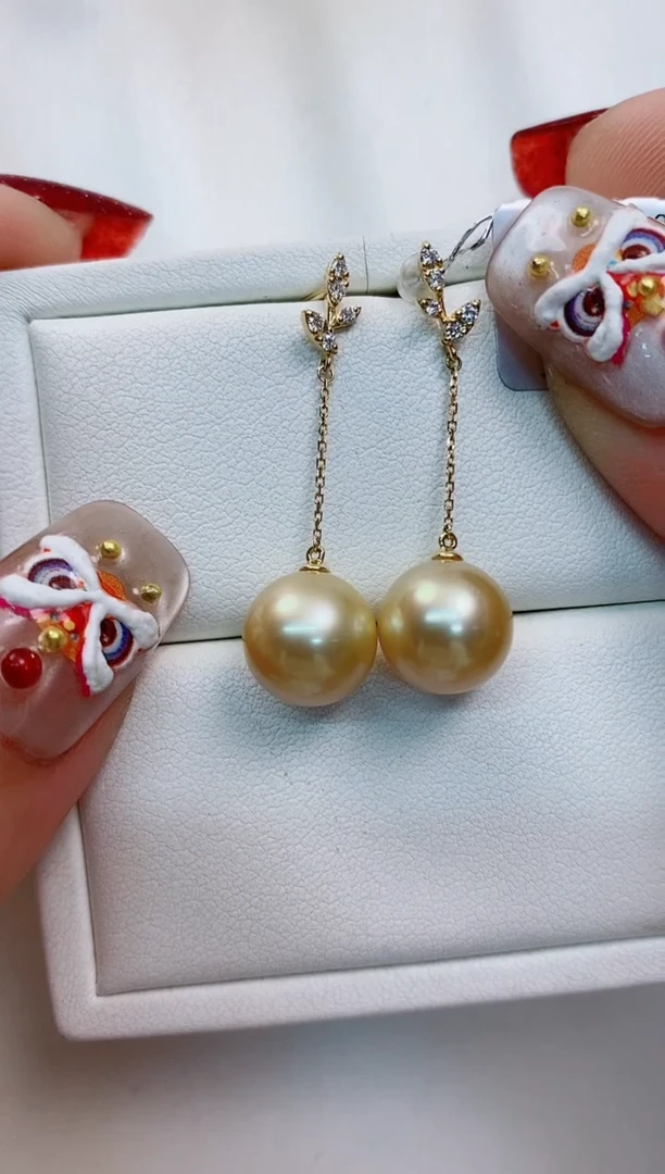 【闪购商品】海水珍珠耳饰18K金镶嵌10-11南洋金珍珠耳饰