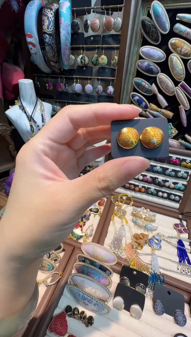 【孤品车11.7】钱小萍喜鹊荔枝12毫米耳钉