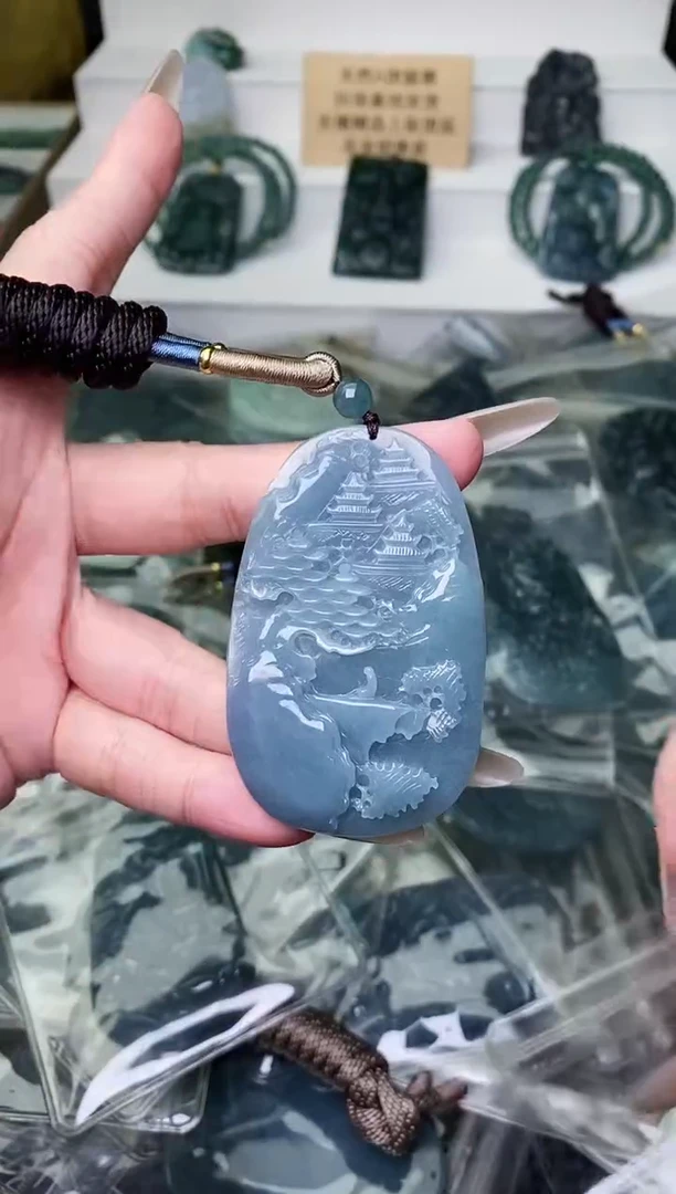 颈饰未镶嵌翡翠1