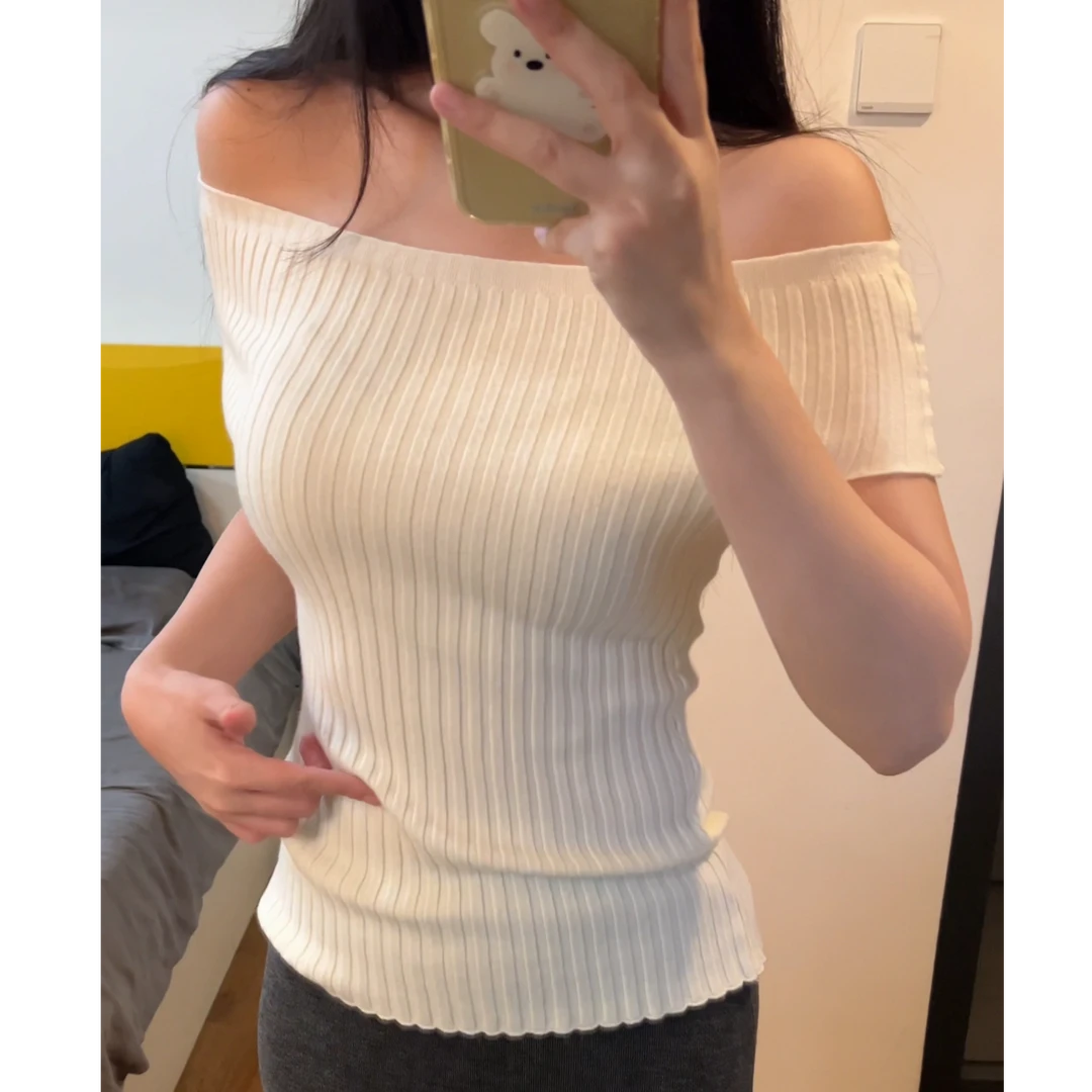 一字肩针织短袖T恤女夏季新款纯欲风甜辣妹紧身短款露肩斜肩上衣