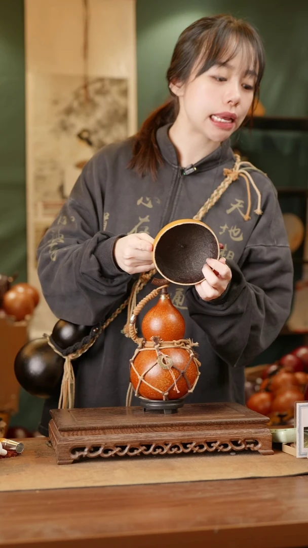 251号精品天然大漆酒葫芦一物一拍~