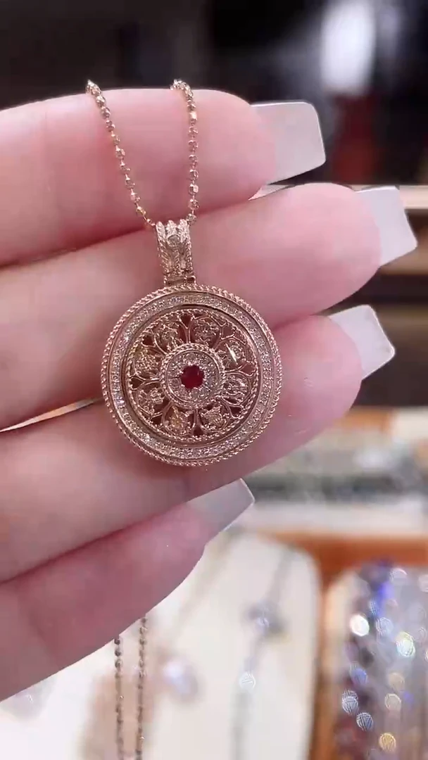 吊坠(不含链)钻石18K金镶嵌吊坠