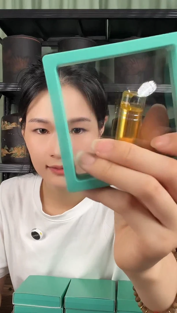 沉香沉香精油萌盒古法原油0.3克