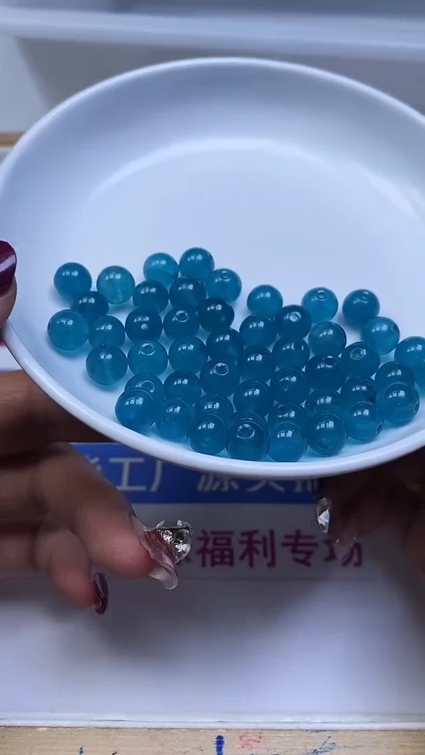 未镶嵌散珠玛瑙/玉髓B52 天 河 石玛瑙8mm30颗8.8元
