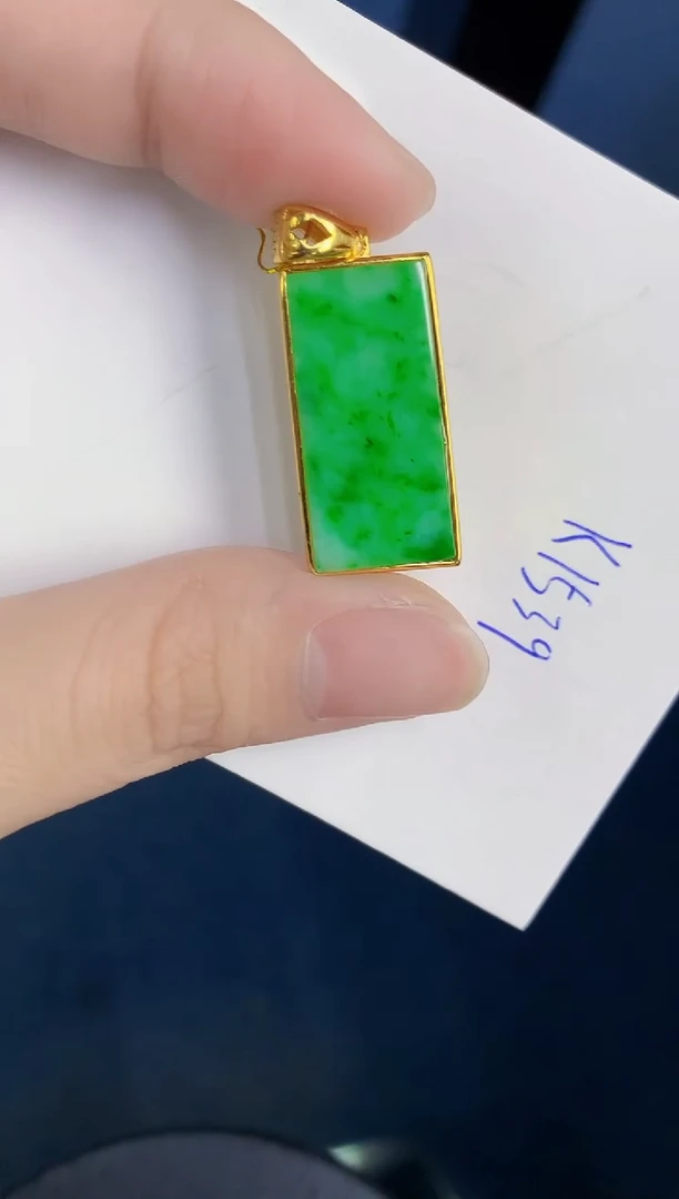 颈饰未镶嵌翡翠天然翡翠缅甸A货