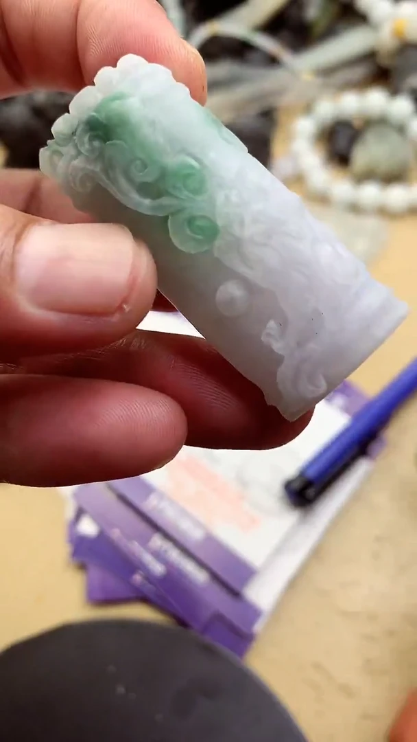 定制翡翠未镶嵌翡翠1