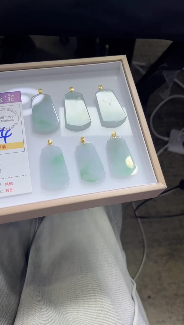 颈饰银S925镶嵌翡翠E4/多样性发一件/配绳子