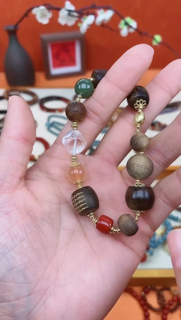 【闪购商品】檀香木手串未镶嵌莺歌绿五条单圈设计