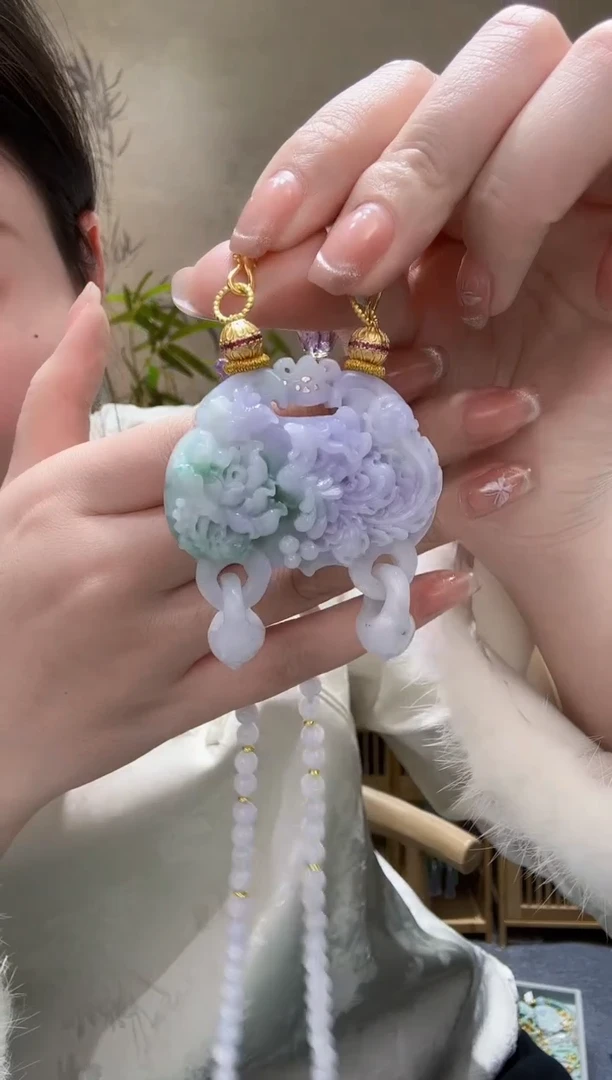 【闪购商品】翡翠颈饰未镶嵌吊坠