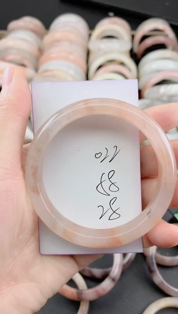 未镶嵌手镯石英质玉（金丝玉）022