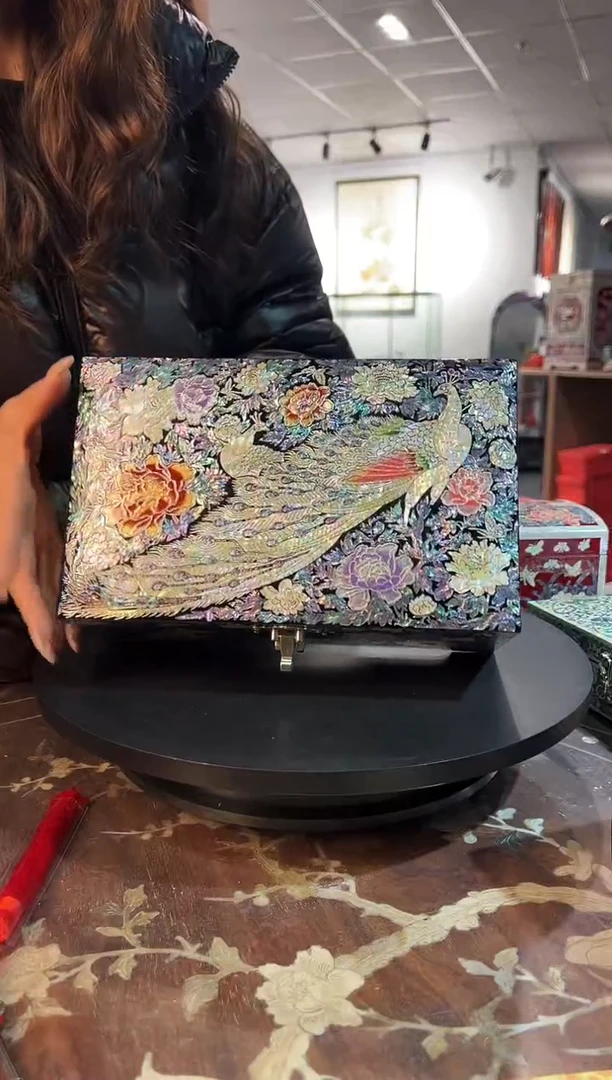 中号黑色绒布底·弘贝雅螺钿漆器文化馆