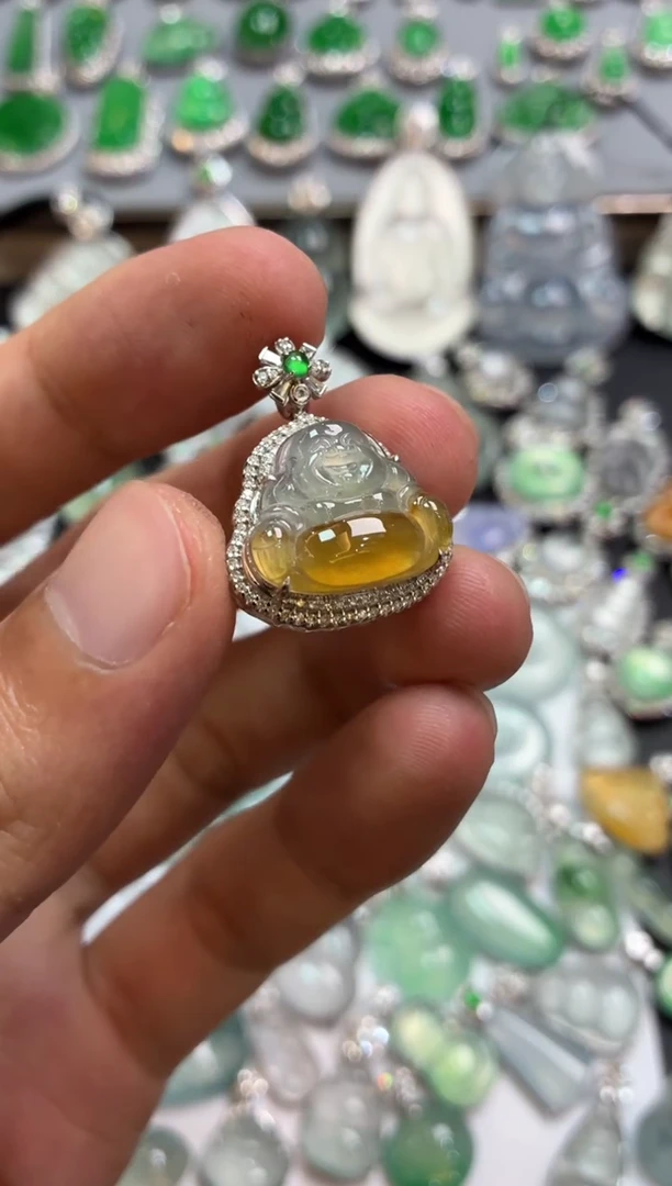 吊坠(不含链)18K金镶嵌翡翠佛公