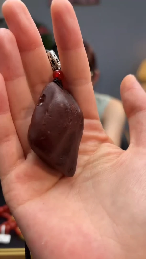 琥珀颈饰未镶嵌吊坠