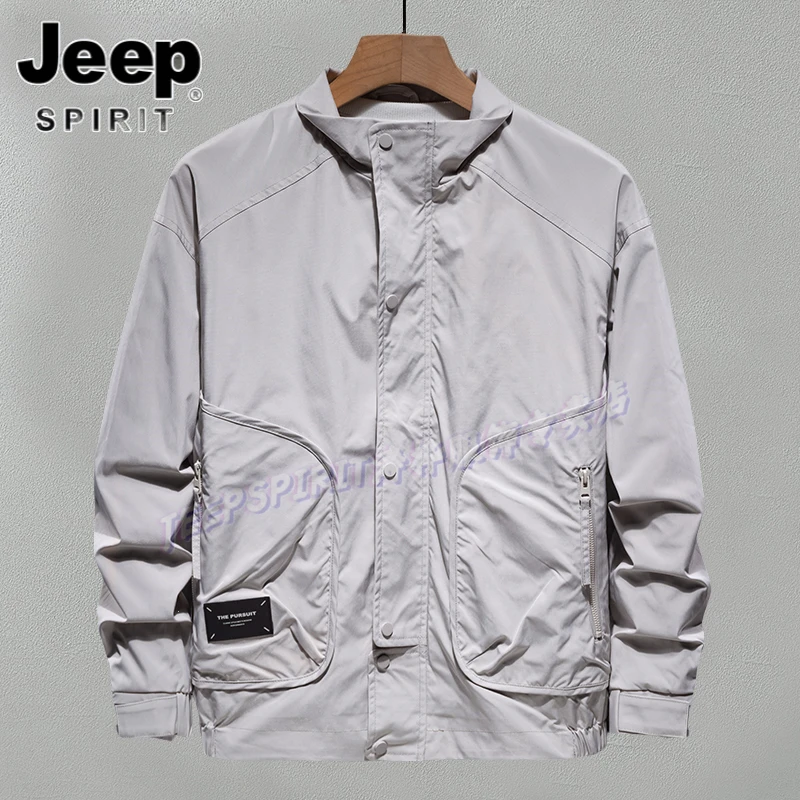 Jeep吉普春秋山系户外通勤上衣立领冲锋外套男徒步复古工装夹克男