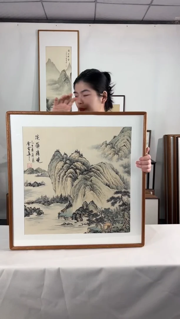 国画手绘*溪岭清晓*62*62cm发黑胡桃色框*介意勿拍