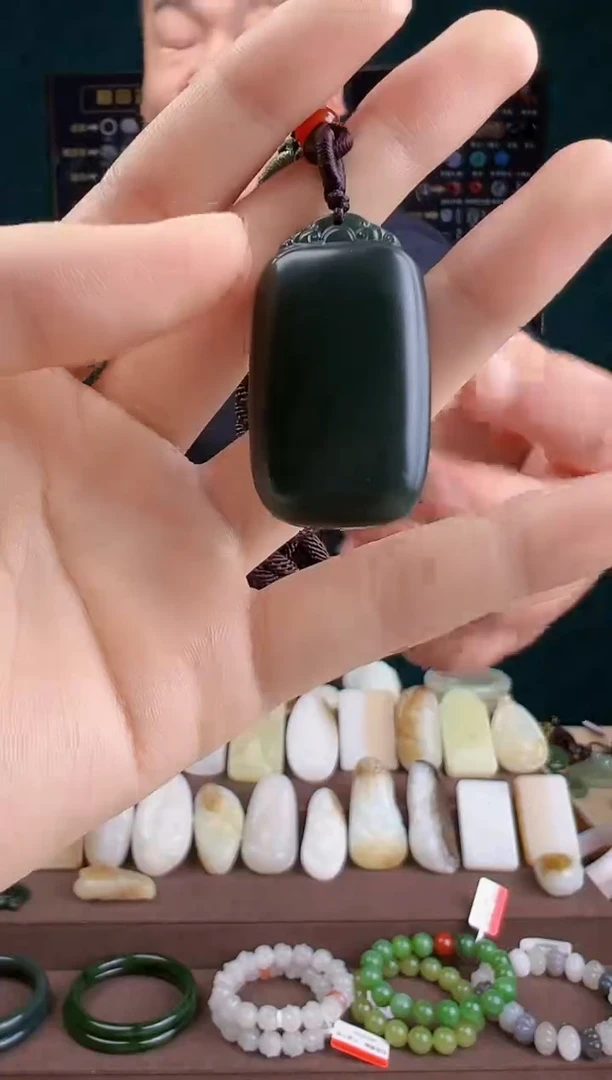 【闪购商品】和田玉颈饰未镶嵌ZZ 拍一发一 多样性发货