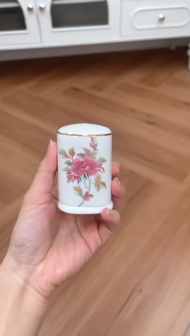 杯牡丹高骨骨瓷牙签筒