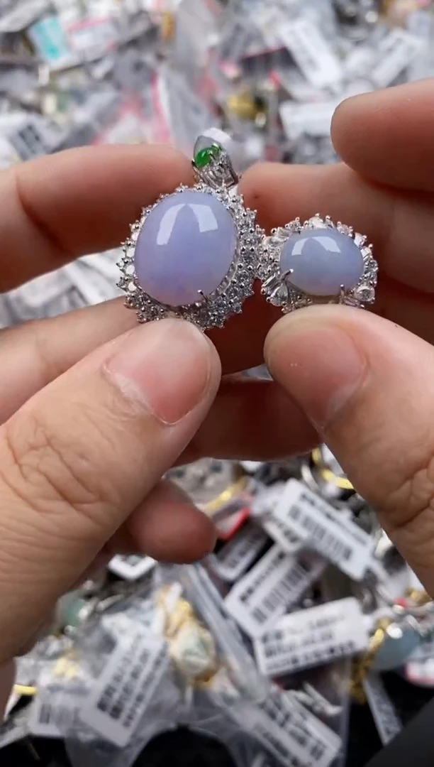 翡翠戒指银S925镶嵌1300000   5