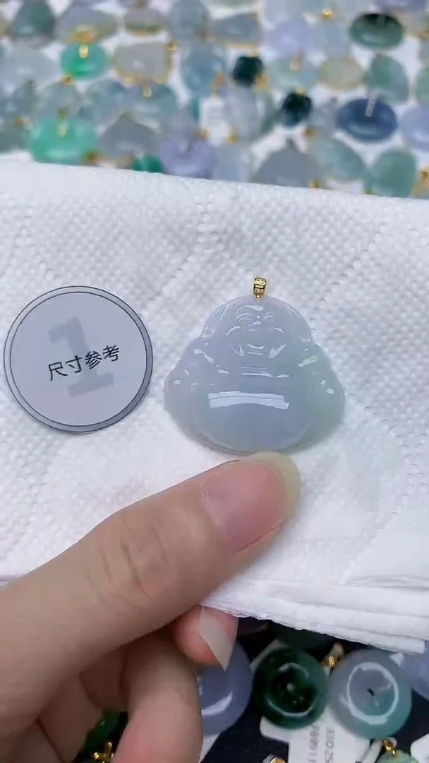 颈饰18K金镶嵌翡翠天然A货翡翠