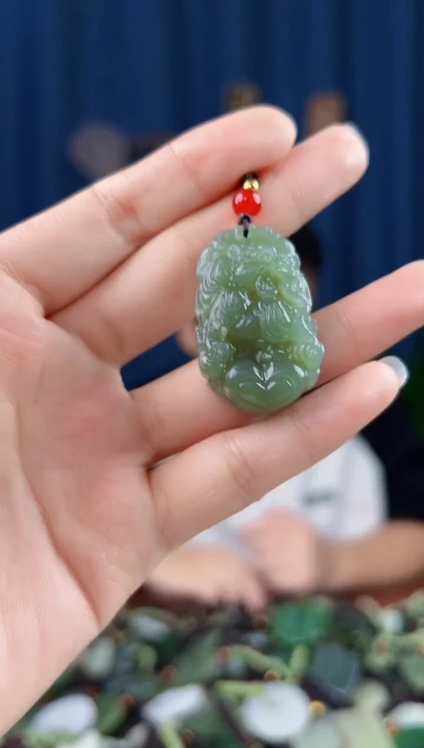未镶嵌和田玉挂件拍一发一