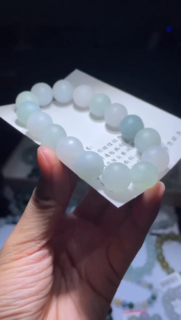 未镶嵌定制翡翠翡翠手串