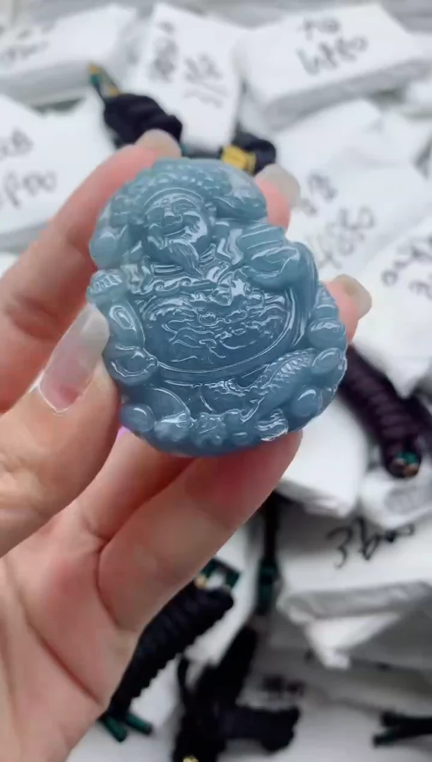翡翠未镶嵌颈饰8888888888