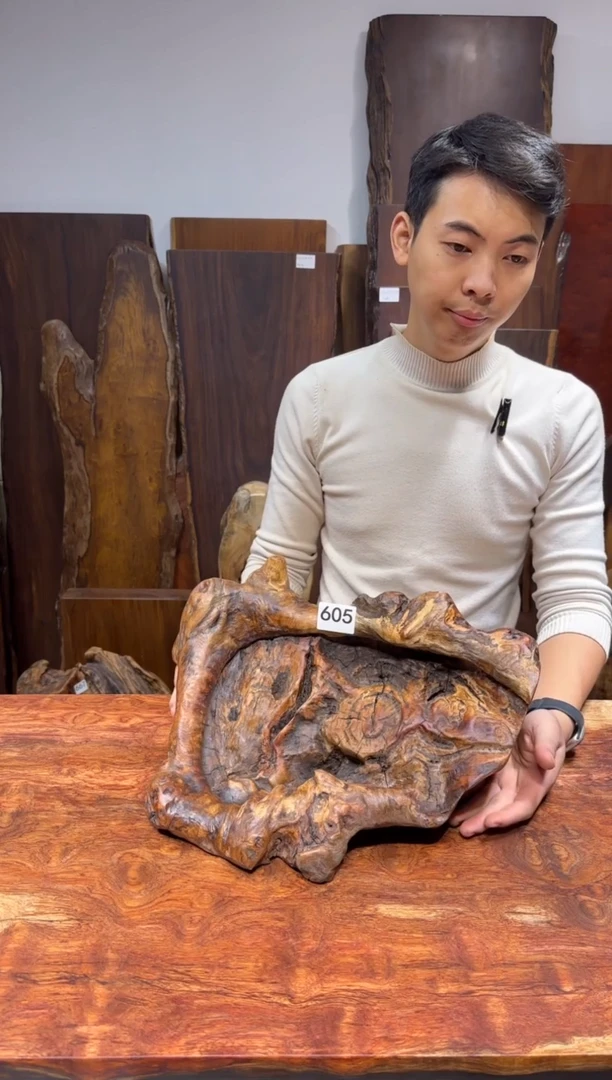 香樟木尺寸43*40*20编号605