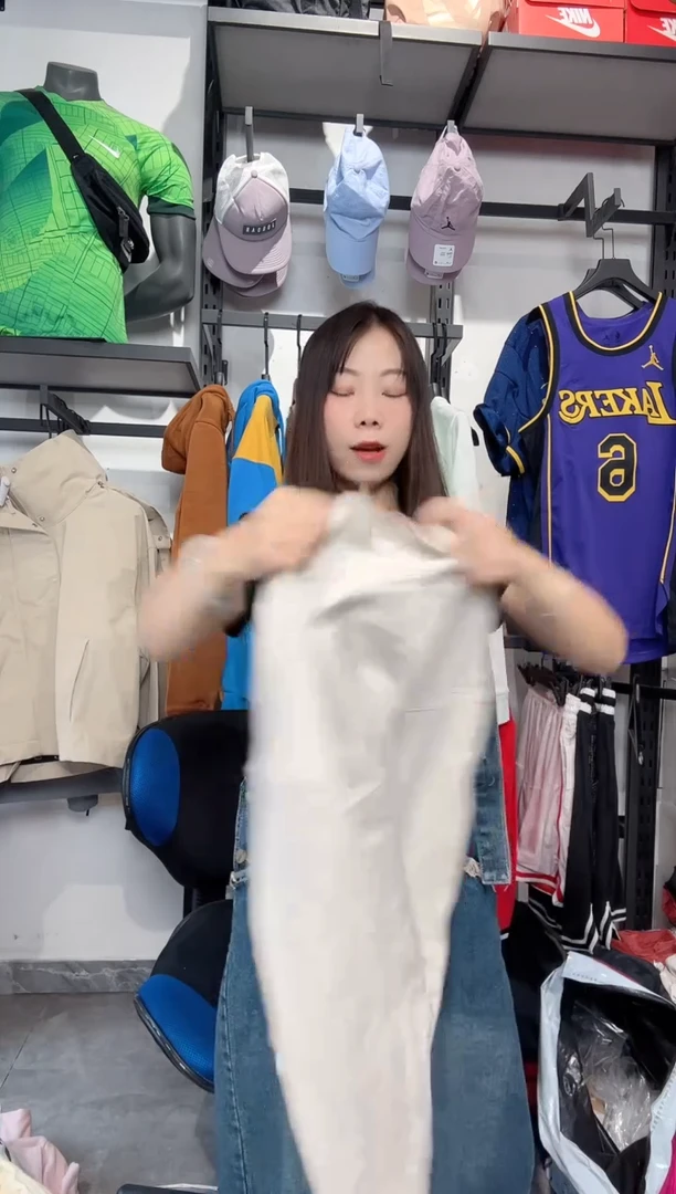 1612  编码 瑕疵款直播间过款为准 尺码