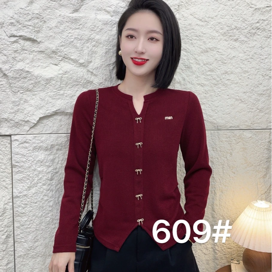 【歌莱图】时尚百搭纯色纽扣洋气V领开叉韩版长袖上衣打底衫#609